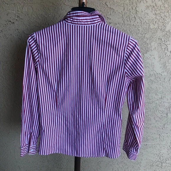 Ralph Lauren Blue Label Preppy Button Down Top with Large Crest Logo - Picture 3 of 4